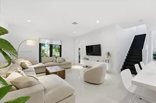 617 NE 191st St, Miami, FL 33179 - Photo 11