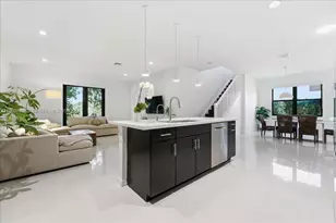 617 NE 191st St, Miami, FL 33179 - Photo 5