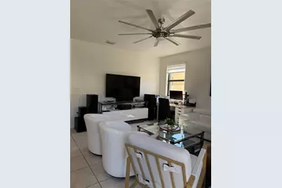 180 SE 36th Ave, Homestead, FL 33033 - Photo 5