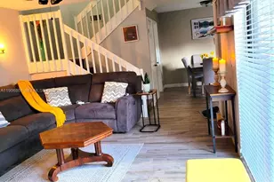 11930 SW 11th Ct, Davie, FL 33325 - Photo 3