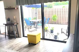 11930 SW 11th Ct, Davie, FL 33325 - Photo 5