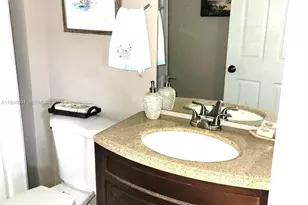 11930 SW 11th Ct, Davie, FL 33325 - Photo 13