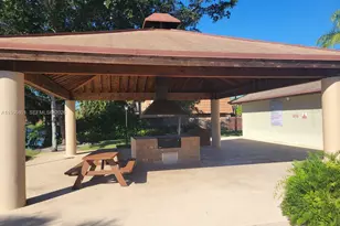 11930 SW 11th Ct, Davie, FL 33325 - Photo 37