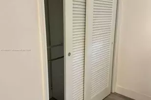 117 NE 2nd Terrace, Hallandale Beach, FL 33009 - Photo 11