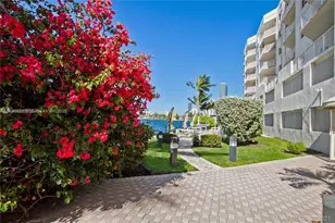 18260 N Bay Rd, Sunny Isles Beach, FL 33160 - Photo 23