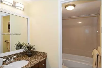 500 Three Islands Blvd #L 25, Hallandale Beach, FL 33009 - Photo 17