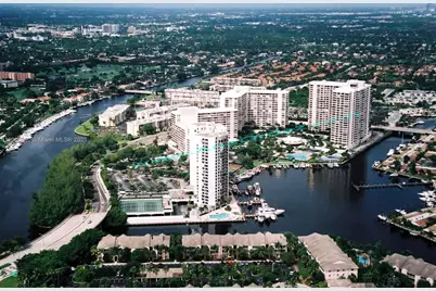 500 Three Islands Blvd #L 25, Hallandale Beach, FL 33009 - Photo 1