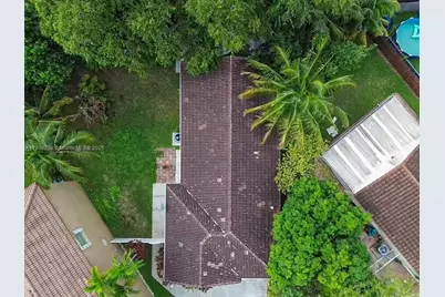 16930 SW 139th Pl, Miami, FL 33177 - Photo 25