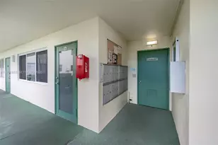 102 E Upminster E, Deerfield Beach, FL 33442 - Photo 17