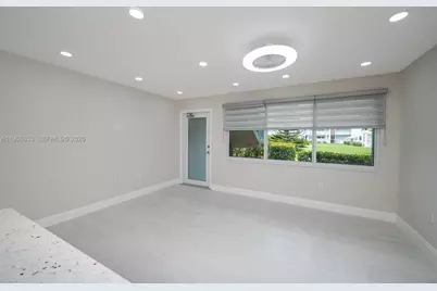 102 E Upminster  E #102, Deerfield Beach, FL 33442 - Photo 5