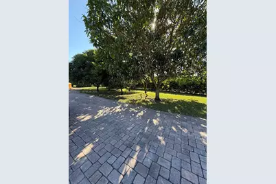 11030 SW 42nd Ct, Davie, FL 33328 - Photo 7