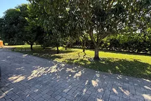 11030 SW 42nd Ct, Davie, FL 33328 - Photo 7