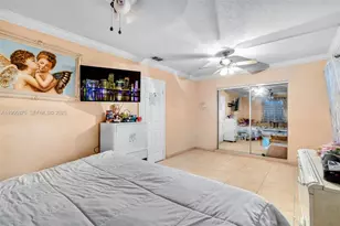 1271 NE 211th St, Miami, FL 33179 - Photo 9