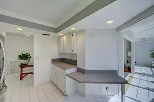 3654 Via Poinciana, Lake Worth, FL 33467 - Photo 13