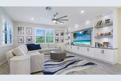 8605 Patron Ln, Lake Worth, FL 33467 - Photo 11