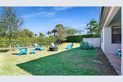 8605 Patron Ln, Lake Worth, FL 33467 - Photo 43