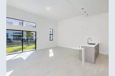 4500 NW 8th Pl, Plantation, FL 33317 - Photo 1