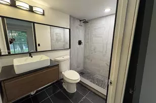 13455 SW 3rd St, Pembroke Pines, FL 33027 - Photo 7