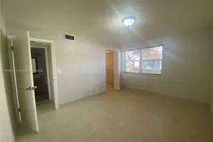 11232 SW 12th St, Pembroke Pines, FL 33025 - Photo 13