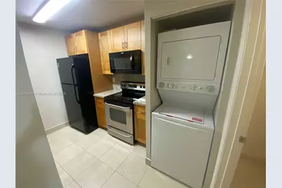 11232 SW 12th St #101, Pembroke Pines, FL 33025 - Photo 3