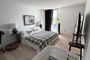 100 Bayview Dr, Sunny Isles Beach, FL 33160 - Photo 15