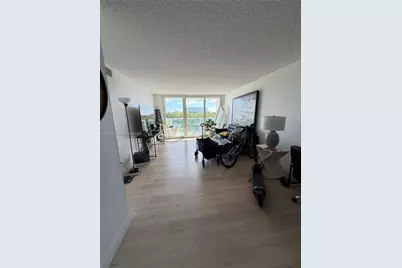 100 Bayview Dr #425, Sunny Isles Beach, FL 33160 - Photo 5