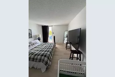 100 Bayview Dr #425, Sunny Isles Beach, FL 33160 - Photo 17