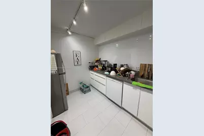 100 Bayview Dr #425, Sunny Isles Beach, FL 33160 - Photo 3