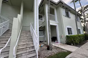 2590 NE 3rd Dr, Homestead, FL 33033 - Photo 1