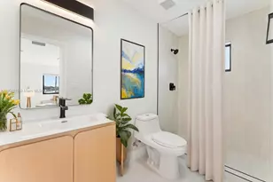 1171 NW 66th St, Miami, FL 33150 - Photo 9