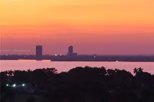 5701 Collins Ave, Miami Beach, FL 33140 - Photo 25