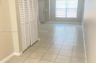 4668 NW 9th Dr, Plantation, FL 33317 - Photo 5