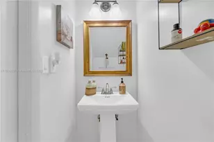 13715 SW 84th St, Miami, FL 33183 - Photo 17