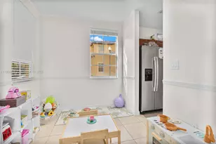 9239 SW 227th St, Cutler Bay, FL 33190 - Photo 7