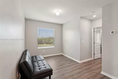 508 Glenn Cross Dr, Ruskin, FL 33570 - Photo 13