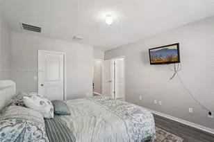 508 Glenn Cross Dr, Ruskin, FL 33570 - Photo 17