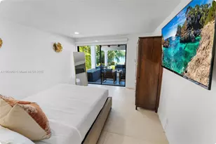 7536 W Treasure Dr, North Bay Village, FL 33141 - Photo 39