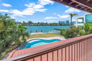 7536 W Treasure Dr, North Bay Village, FL 33141 - Photo 31