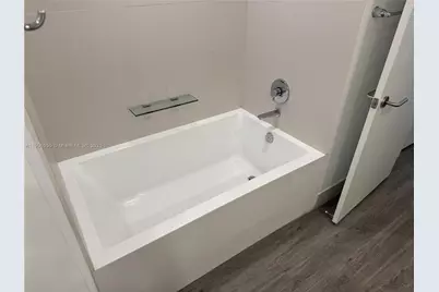 501 NE 31st St #1401, Miami, FL 33137 - Photo 17