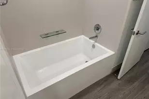 501 NE 31st St, Miami, FL 33137 - Photo 17