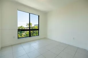 8001 NW 41st St, Doral, FL 33166 - Photo 17