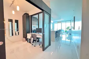 900 Biscayne Blvd, Miami, FL 33132 - Photo 17