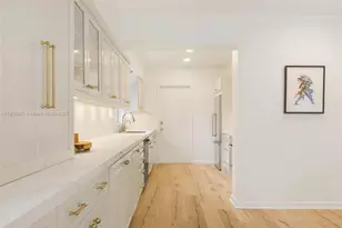 7220 SW 53rd Ct, Miami, FL 33143 - Photo 13