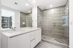 1010 Brickell Ave, Miami, FL 33131 - Photo 9