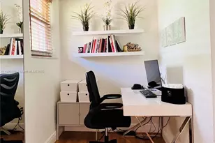 4812 Pine Tree Dr, Miami Beach, FL 33140 - Photo 9