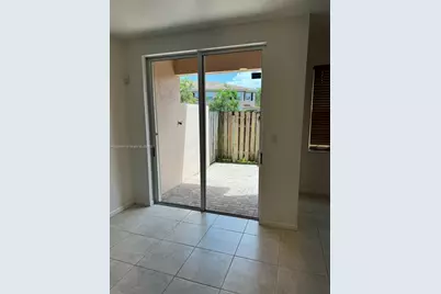 297 Las Brisas Cir, Sunrise, FL 33326 - Photo 21