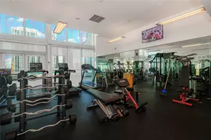 92 SW 3rd St, Miami, FL 33130 - Photo 29
