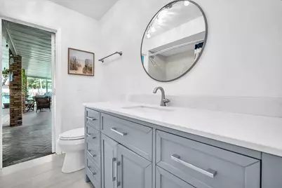 1245 NW 92nd Ave, Pembroke Pines, FL 33024 - Photo 21