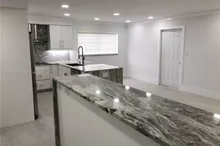 710 N K St, Lake Worth, FL 33460 - Photo 3