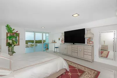 400 Sunny Isles Blvd #906, Sunny Isles Beach, FL 33160 - Photo 19